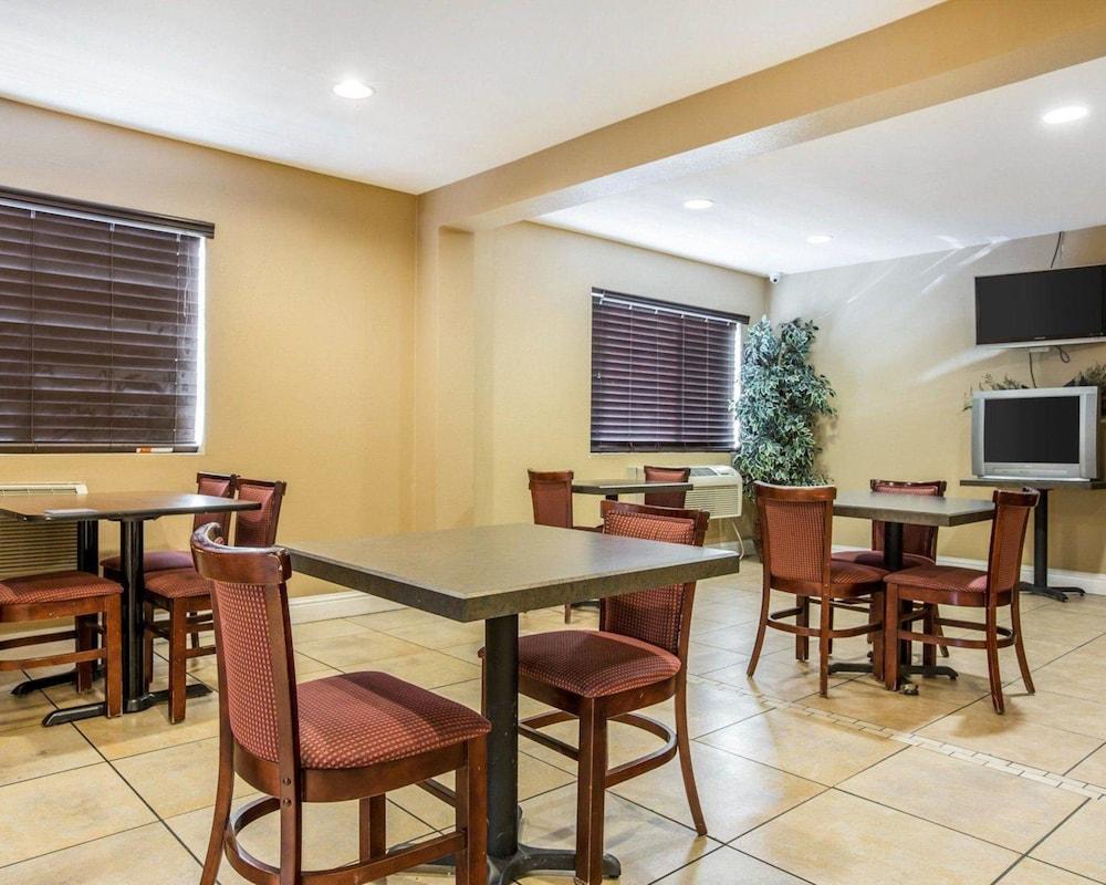 Quality Inn Tracy I-205 Zewnętrze zdjęcie