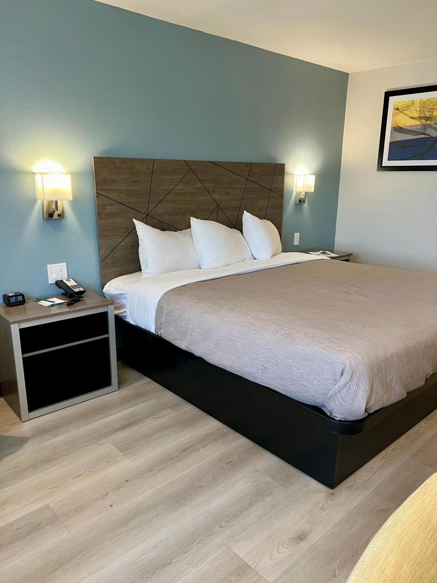 Quality Inn Tracy I-205 Zewnętrze zdjęcie